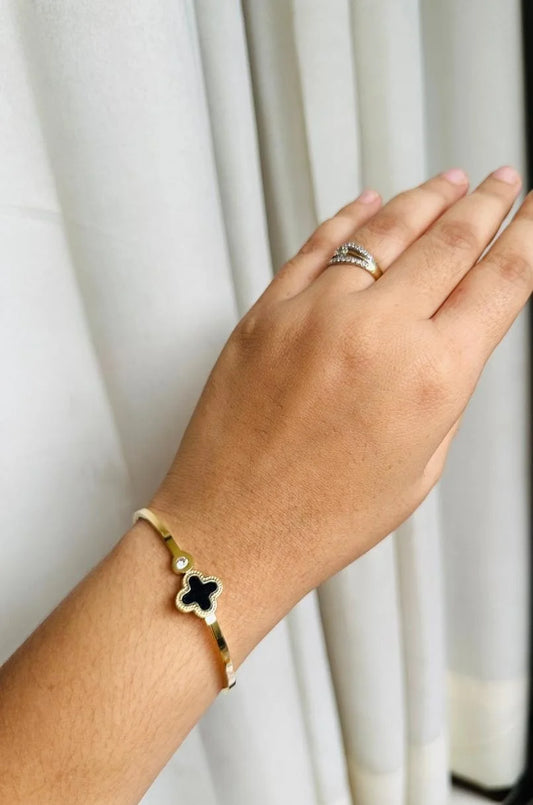black-plus-beacelet-e1723267835230.jpg