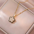 Wholesale-Jewelry-Simple-Style-Classic-Style-Geometric-Flower-Titanium-Steel-Diamond-Pendant-Necklace-cable-chain (1)
