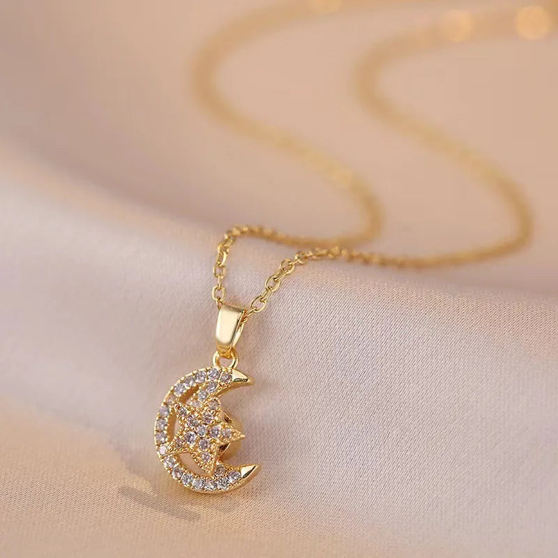 Wholesale-Jewelry-Simple-Style-Classic-Style-Geometric-Flower-Titanium-Steel-Diamond-Pendant-Necklace-cable-chain (15)