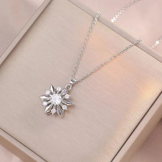 Wholesale-Jewelry-Simple-Style-Classic-Style-Geometric-Flower-Titanium-Steel-Diamond-Pendant-Necklace-cable-chain (16)