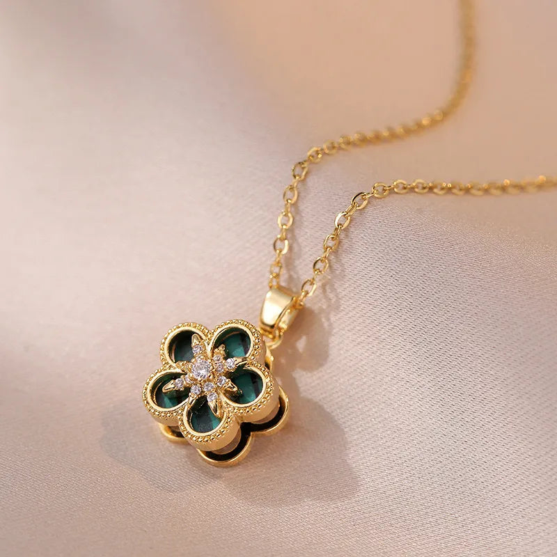 Wholesale-Jewelry-Simple-Style-Classic-Style-Geometric-Flower-Titanium-Steel-Diamond-Pendant-Necklace-cable-chain (21)