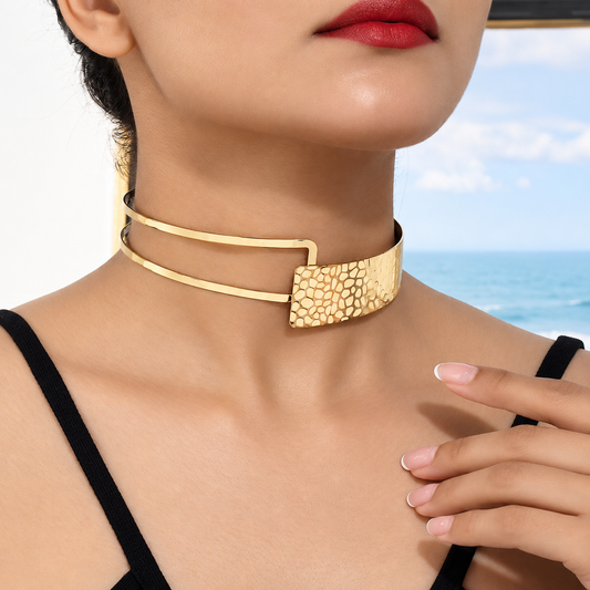 Classy Adjustable Choker
