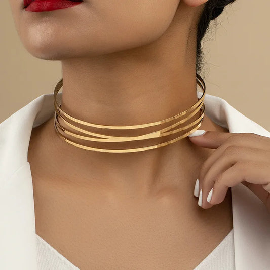 Retro-Geometric-Alloy-Hollow-Out-Women-s-Choker