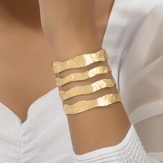 Retro-Geometric-Alloy-Plating-Women-s-Bangle-1