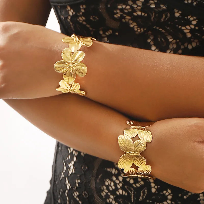 Retro-Simple-Style-Classic-Style-Flower-Butterfly-Iron-Wholesale-Bangle