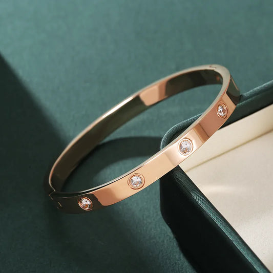Simple-Style-Classic-Style-Solid-Color-304-Stainless-Steel-18K-Gold-Plated-Zircon-Bangle-In-Bulk-6