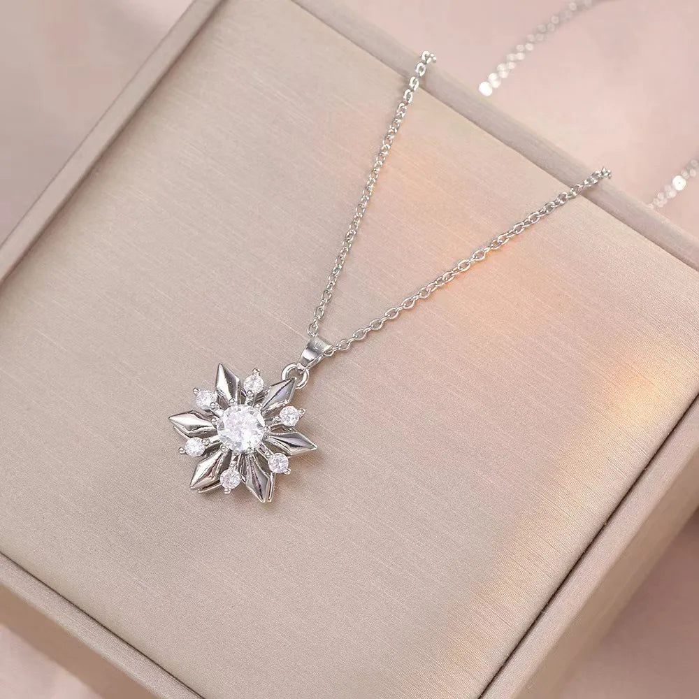 Wholesale-Jewelry-Simple-Style-Classic-Style-Geometric-Flower-Titanium-Steel-Diamond-Pendant-Necklace-cable-chain (16)