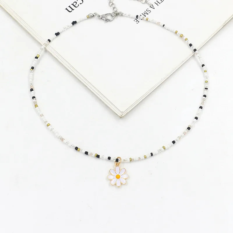 1-Piece-Sweet-Floral-Epoxy-Beaded-Alloy-Pendant-Necklace (2)