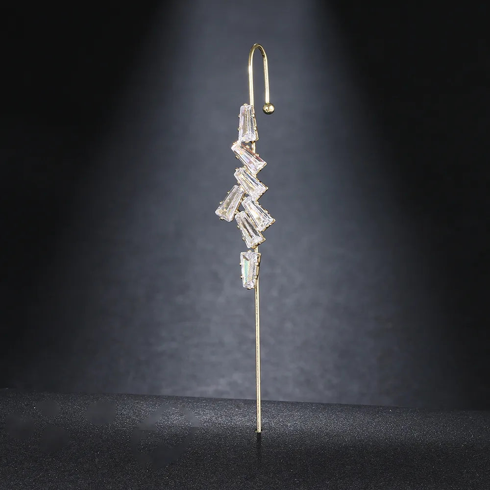 Super-fairy-copper-inlaid-zircon-temperament-cold-wind-piercing-earrings-female-ear-bone-clip-oblique-line-earrings-ear-hanging-wholesale