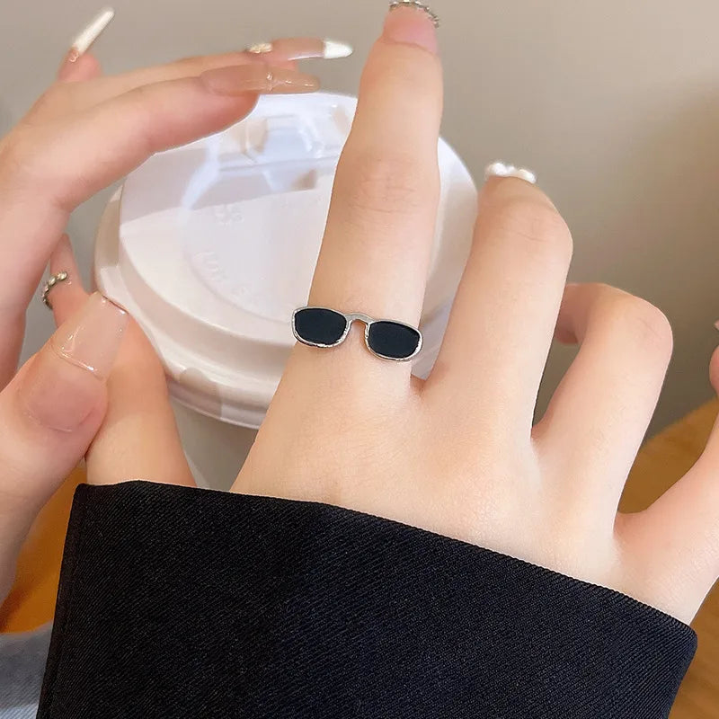 Children-s-Fun-Mini-Small-Glasses-Ring-Men-s-And-Women-s-Fashion-Creative-Niche-Design-Opening-Finger-Ring-Couple-Ring