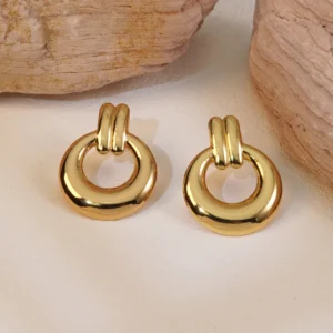 Streetwear circle Statement Studs