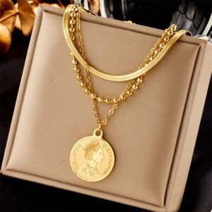 Vintage Style 3 layer Stunning Steel Pendant Necklace