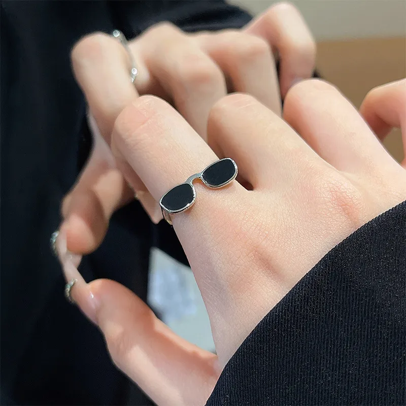 sunglasses fashion ring 2 Woman wearing sunglasses trendy ring – quirky mini glasses design alloy adjustable finger ring India
