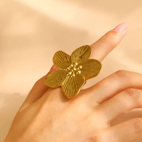 Sweet Flower Adjustable Ring
