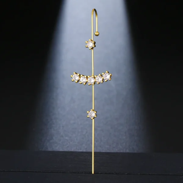 Dainty and Chic Single Ear Cuff –
