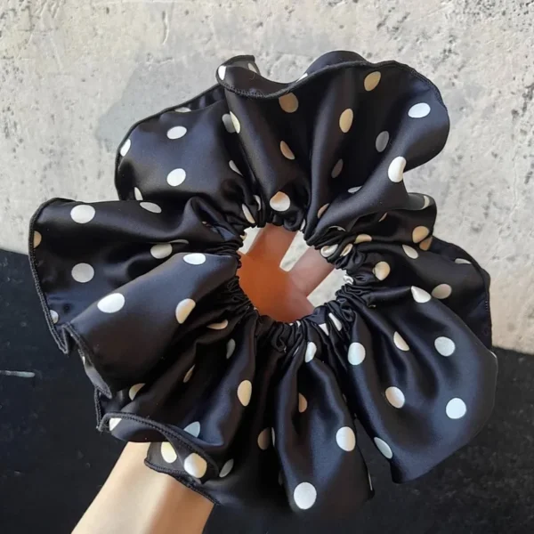 Luxury Pure Silk Hair Scrunchie – Anti-Frizz & Gentle on Hair(Black)
