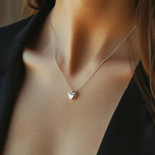 about us 3 Ehva Jwellery